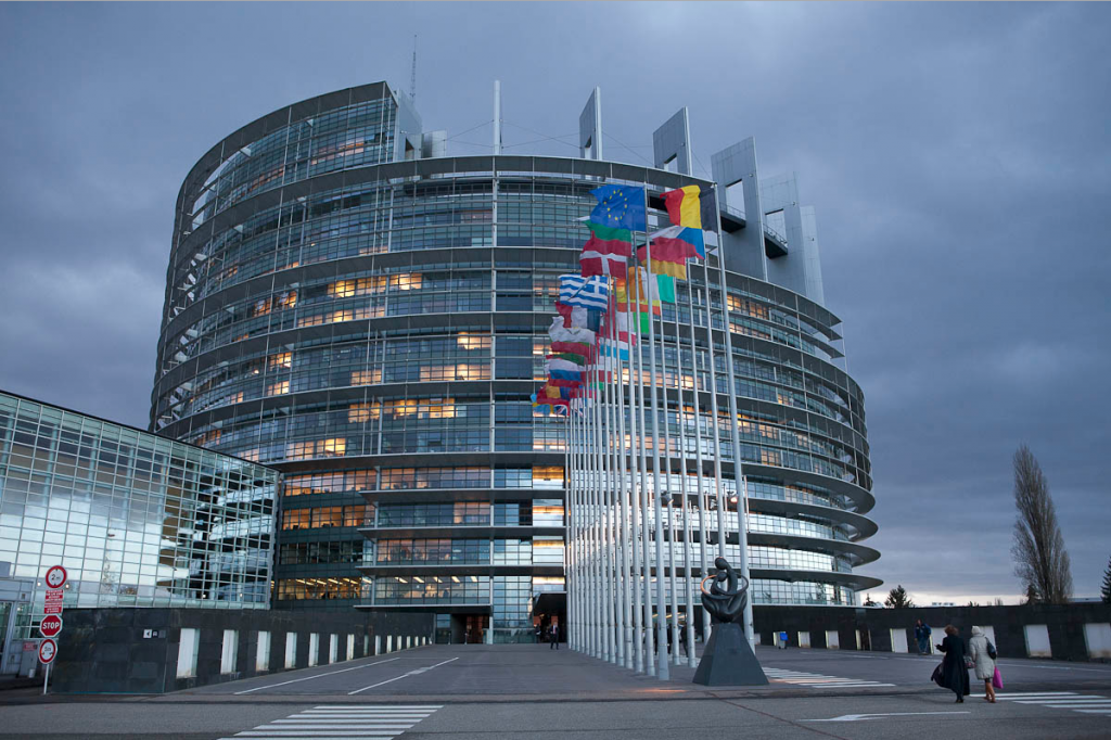 В Европарламенте приняли резолюцию о противодействии российской пропаганде в ЕС