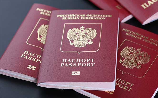 Консульский департамент РФ: что делать если утратил российский паспорт, находясь за рубежом
