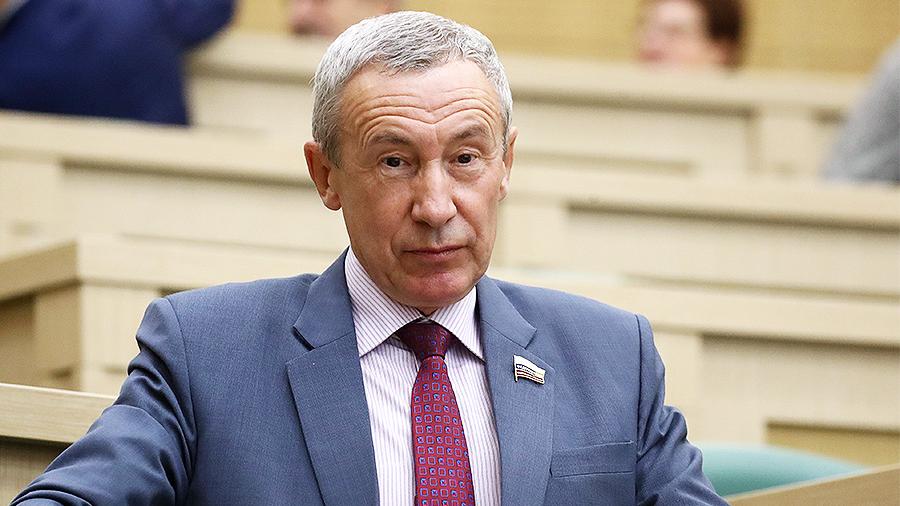 Сенатор Климов призвал ООН дать оценку преследованию соотечественников за рубежом