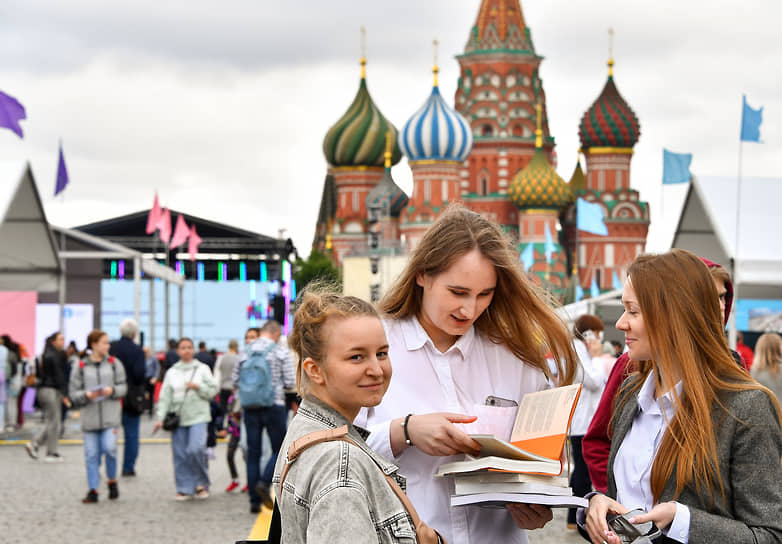Молодежь стала самой читающей аудиторией в России
